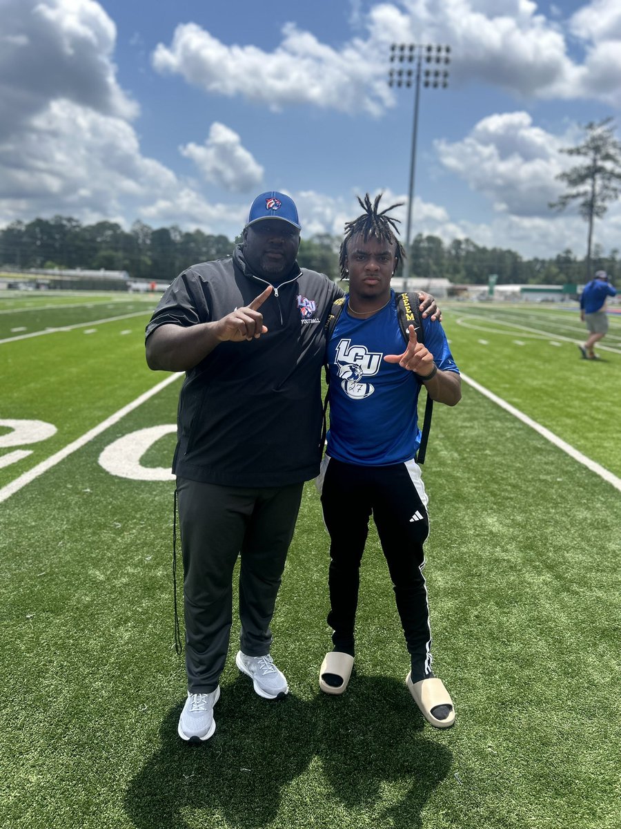 JaKeem “Darocket” Reitzell (@jakeemreitzell) on Twitter photo Big thanks to <a href="/COACHMO54/">Coach Morris</a> for the opportunity to come and work on my craft with <a href="/LCU_Wildcats/">Louisiana Christian University Wildcats</a>. Big thanks to <a href="/COACHMO54/">Coach Morris</a> for the opportunity to come and work on my craft with <a href="/LCU_Wildcats/">Louisiana Christian University Wildcats</a>.