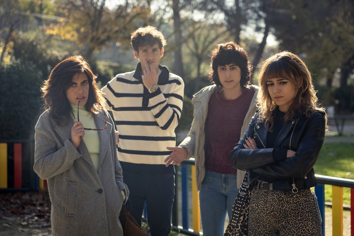 Venimos a recordaros que quedan HORAS para descubrir quién está detrás del asesinato de Jaime 🥵🤯

Para ir calentando motores os dejamos por aquí unas fotitos del último capítulo de #PerdiendoElJuicio que lo podéis ver completo en <a href="/atresplayer/">atresplayer</a>  😏
 atres.red/m74aq1