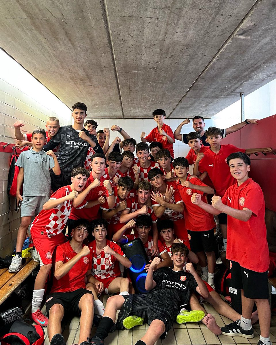 GFCAcademia's tweet photo. 🏁 𝗖𝗢𝗣𝗔 𝗖𝗔𝗧𝗔𝗟𝗨𝗡𝗬𝗔
🆚 Infantil S14 3-2 @FCBmasia 
⚽️ x2 Mario i Marc
👊 CLASSIFICATS PER A LA SEMIFINAL!
🔴⚪️ #OrgullGironí #GFCAcadèmia https://t.co/rmxt9VVmQy