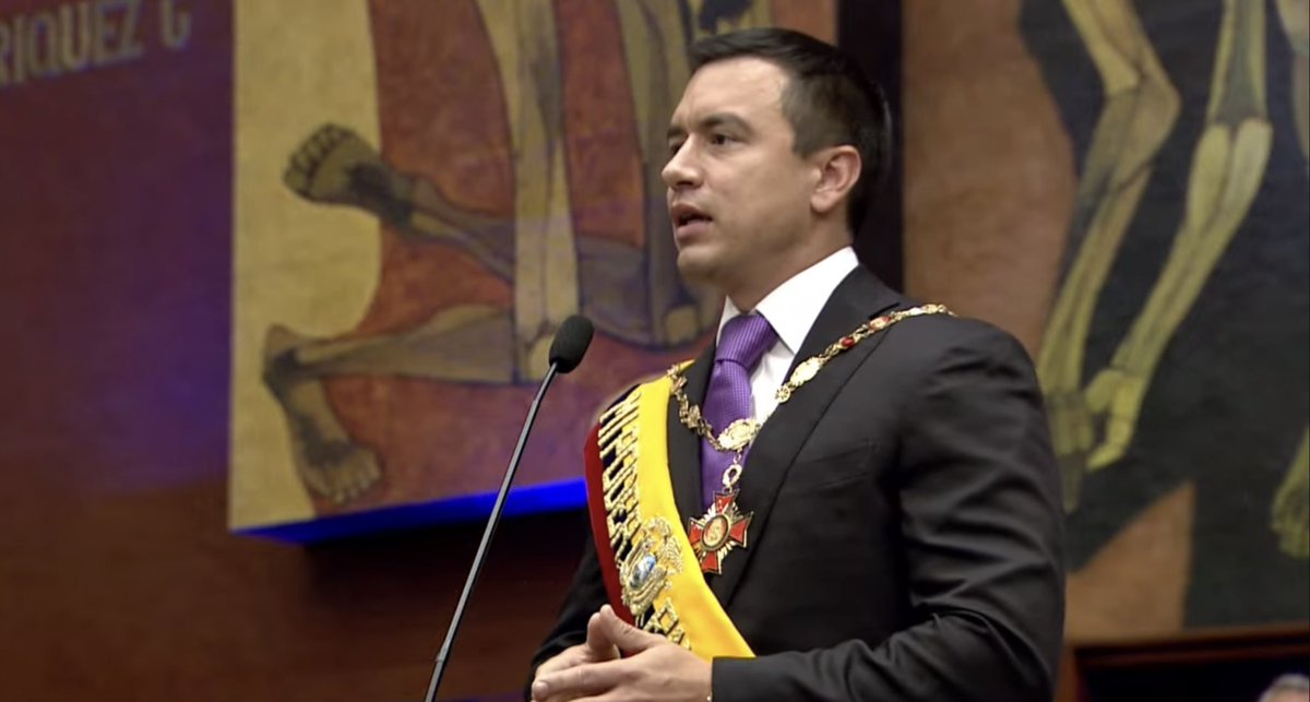 La historia del Ecuador no se escribe sola, la escribimos nosotros. 🇪🇨🤝🏻

Con decisión y reformas, construimos un Estado que impulsa el empleo, la educación y el crecimiento. 

Paso a paso, firmes hacia cuatro años de progreso. <a href="/DanielNoboaOk/">Daniel Noboa Azin</a> 

#NadaNosDetiene