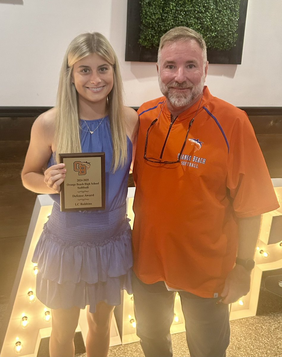 LC Robbins (@laurachae_lc) on Twitter photo Honored to receive the Defense Award. Blessed with amazing coaches & the opportunity to play alongside some of the best players in the country! Go MAKOS!!@oba_softball <a href="/intensitykod/">Kevin ODonnell</a> <a href="/CoachHodo/">Jody Hodo</a> <a href="/kbcarson17/">Katelyn Boyd Carson</a> <a href="/LaceyFincher3/">Lacey Fincher</a> <a href="/MaxPreps/">MaxPreps</a> <a href="/ExtraInningSB/">EXTRA INNING SOFTBALL</a> <a href="/BlaceBrown/">Blizzy</a> <a href="/LineDsoftball/">Line Drive Media</a> Honored to receive the Defense Award. Blessed with amazing coaches & the opportunity to play alongside some of the best players in the country! Go MAKOS!!@oba_softball <a href="/intensitykod/">Kevin ODonnell</a> <a href="/CoachHodo/">Jody Hodo</a> <a href="/kbcarson17/">Katelyn Boyd Carson</a> <a href="/LaceyFincher3/">Lacey Fincher</a> <a href="/MaxPreps/">MaxPreps</a> <a href="/ExtraInningSB/">EXTRA INNING SOFTBALL</a> <a href="/BlaceBrown/">Blizzy</a> <a href="/LineDsoftball/">Line Drive Media</a>