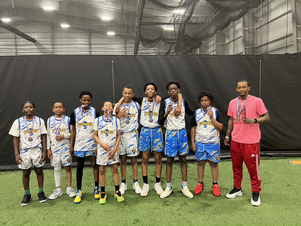 🏆Congrats to KL Power 5, 6/7th Boys Champion at today's Memorial Day Classic. 🇺🇸

🔜NEXT UP: 5/31-6/1 Spring Finale. onedayshootouts.com
