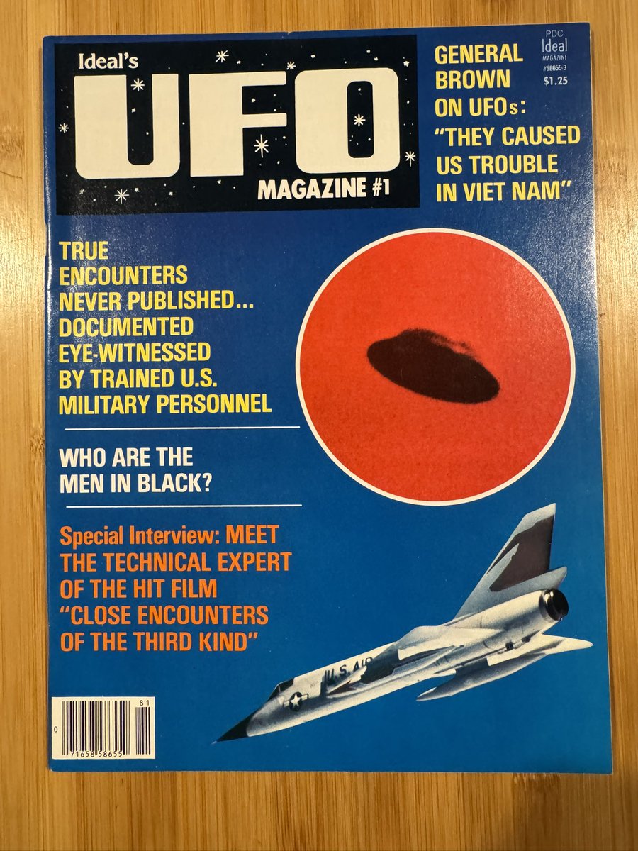 OurCE3K's tweet image. It’s an old magazine, but it’s new to me! #closeencountersofthethirdkind #closeencounters #ce3k #stevenspielberg #joealves