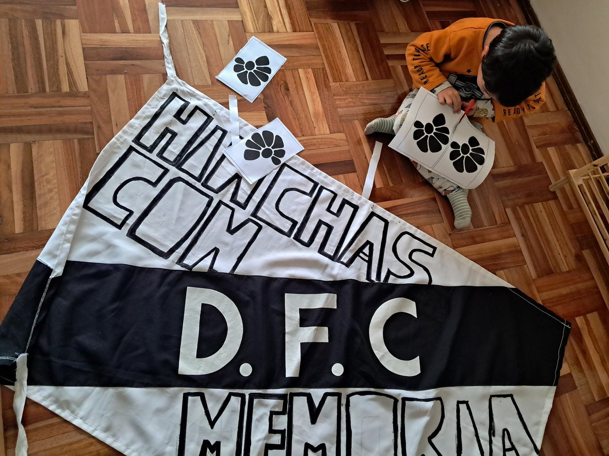 Vamos a seguir construyendo memoria. 
No habrá olvido. 
#DanubianosConMemoria 
#DanubianasConMemoria
<a href="/DFCyResistencia/">Hinchas de Danubio en Resistencia</a>