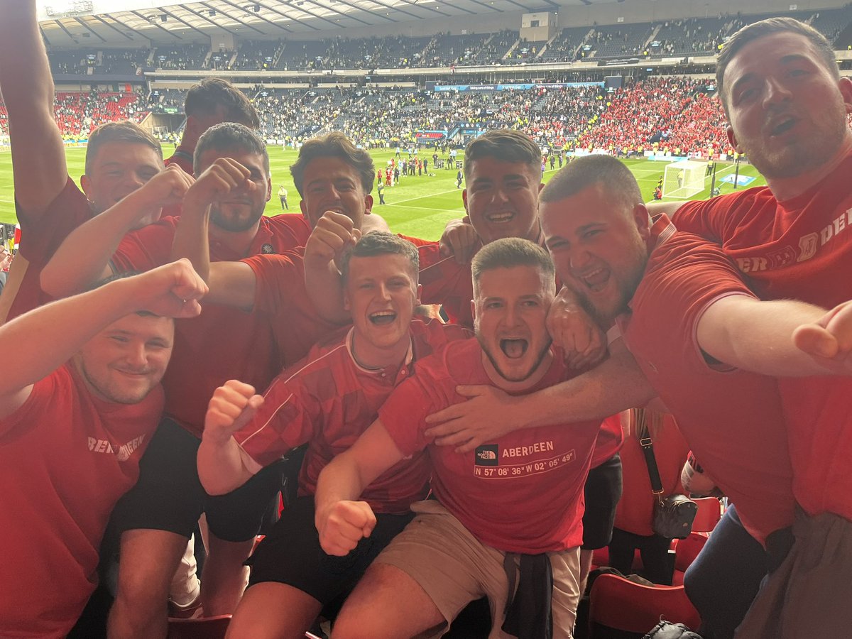 _jackhamilton's tweet photo. Scottish cup champions 🏆 https://t.co/fiMyHUrSH7