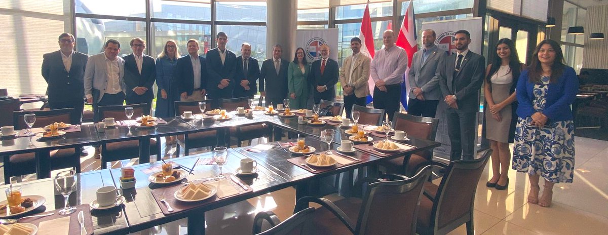 Danielle Dunne (@danielledunneuk) on Twitter photo Agradecemos a la Cámara de Comercio 🇵🇾 🇬🇧 por organizar un fantástico desayuno con nuestro Enviado Comercial <a href="/FabianLeedsNE/">Fabian Hamilton MP</a>
Tuvimos valiosas conversaciones sobre el fortalecimiento de los lazos comerciales, el intercambio educativo y el liderazgo en la cooperación bilateral Agradecemos a la Cámara de Comercio 🇵🇾 🇬🇧 por organizar un fantástico desayuno con nuestro Enviado Comercial <a href="/FabianLeedsNE/">Fabian Hamilton MP</a>
Tuvimos valiosas conversaciones sobre el fortalecimiento de los lazos comerciales, el intercambio educativo y el liderazgo en la cooperación bilateral