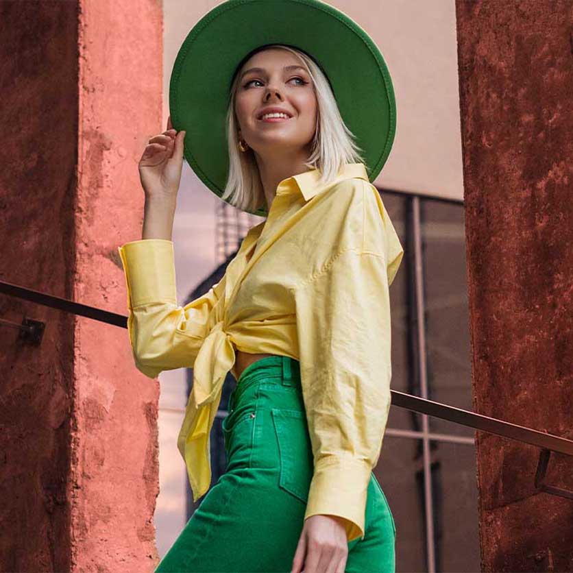ccolorapp's tweet photo. Wear colored tops with your colored jeans.

Your optimal colors must be worn form the décolletage upwards.

GET COLORED JEANS, GET THE C COLOR APP https://t.co/3ztYNuHp0Q