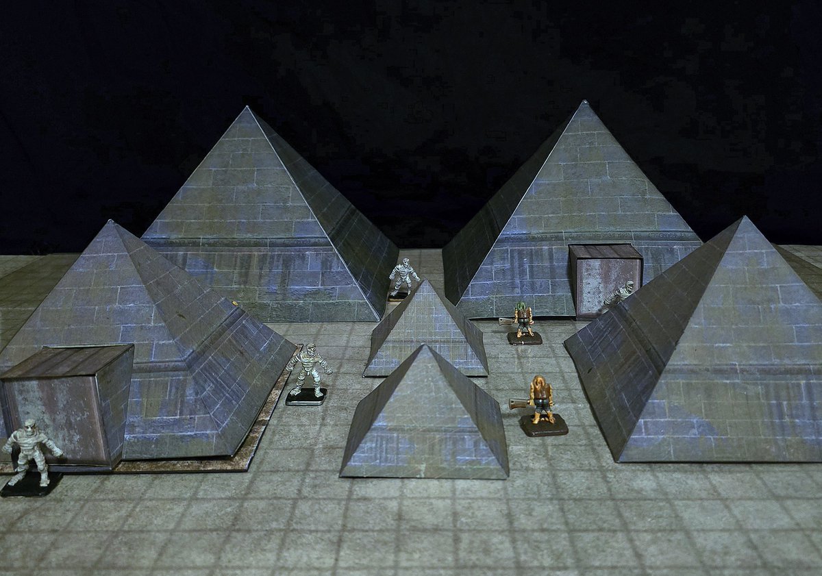 The Old School DM 🎲 🔮🗡️🛡️🔥🐲👹🐙💎👑 tweet media