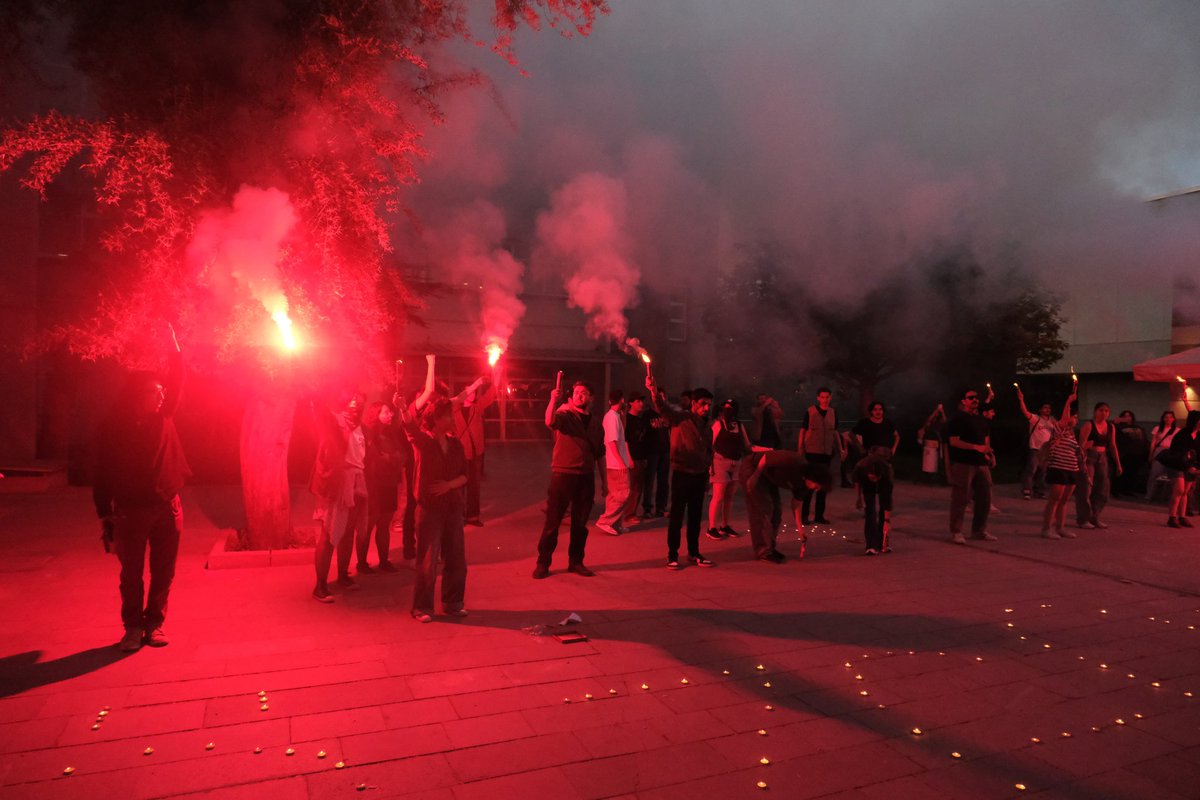 Özgürlüğün ateşi Yol'umuzu aydınlatıyor! ⭐