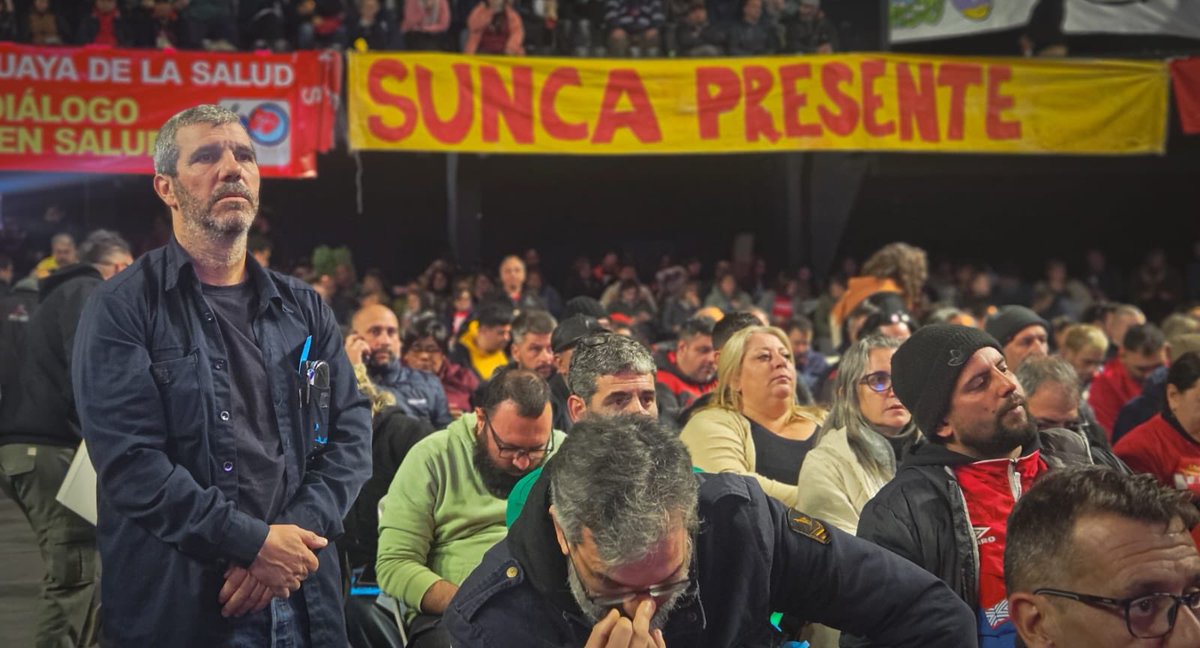 #Congreso “Es de los más grandes de la historia del movimiento sindical del país. Se trata de un momento clave porque venimos de 5 años de profundización de la desigualdad. 9 de cada 10 votaron la Plataforma y a través del voto secreto y directo resuelven la conducción”, dijo 👇🏾