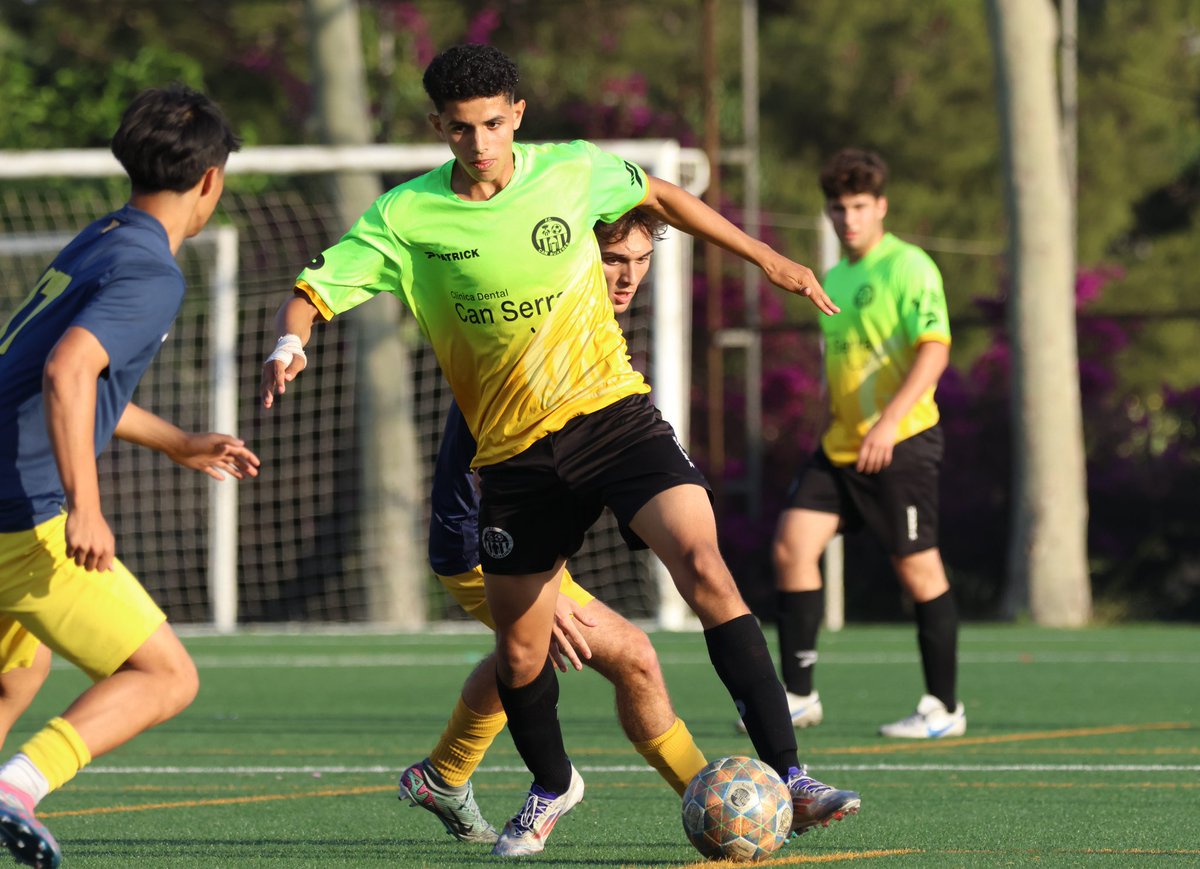 FC Can Buxeres (@fccanbuxeres) on Twitter photo El Juvenil B con todo a por la permanencia 🔥
En una última jornada descomunal con una multitud de equipos en la lucha, los nuestros buscan mantener la categoría
30' | 0-0 vs <a href="/AtleticSantJust/">Atlètic Sant Just FC</a> B El Juvenil B con todo a por la permanencia 🔥
En una última jornada descomunal con una multitud de equipos en la lucha, los nuestros buscan mantener la categoría
30' | 0-0 vs <a href="/AtleticSantJust/">Atlètic Sant Just FC</a> B