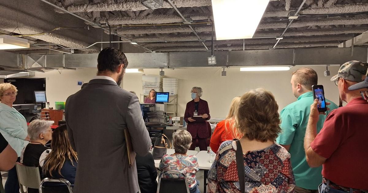 The Wyoming Republican Party has dismissed its lawsuit against Laramie County Debra Lee for conducting what it said was a “flawed” voting machine test prior to last year's primary election. buff.ly/NPyNvBw