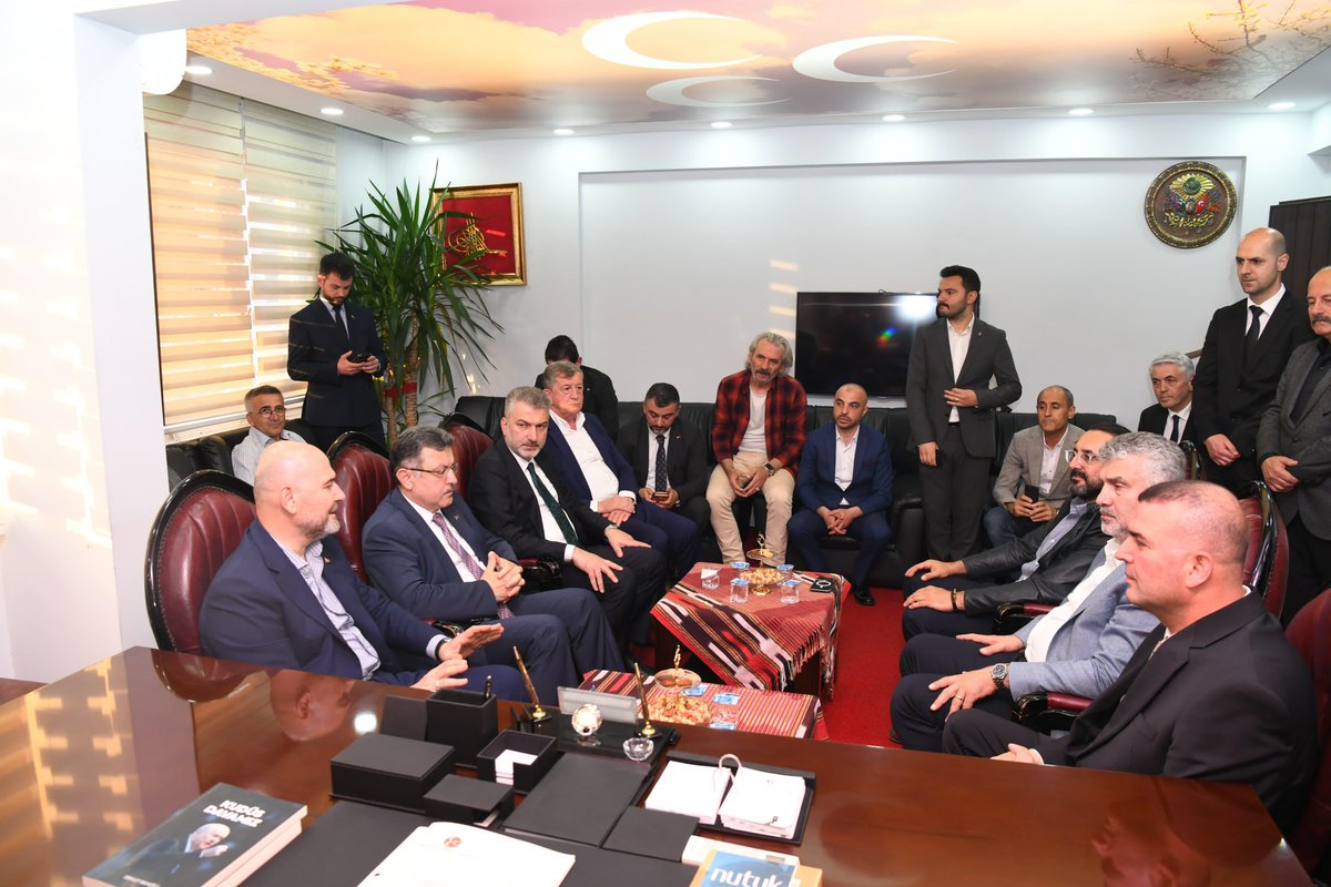 Önceki dönem İçişleri Bakanımız, TBMM İçişleri Komisyonu Başkanımız Sn. Süleyman Soylu ile AK Partimiz ve Milliyetçi Hareket Partimizin İl Başkanlıklarını ziyaret ederek kıymetli dava arkadaşlarımızla bir araya geldik...