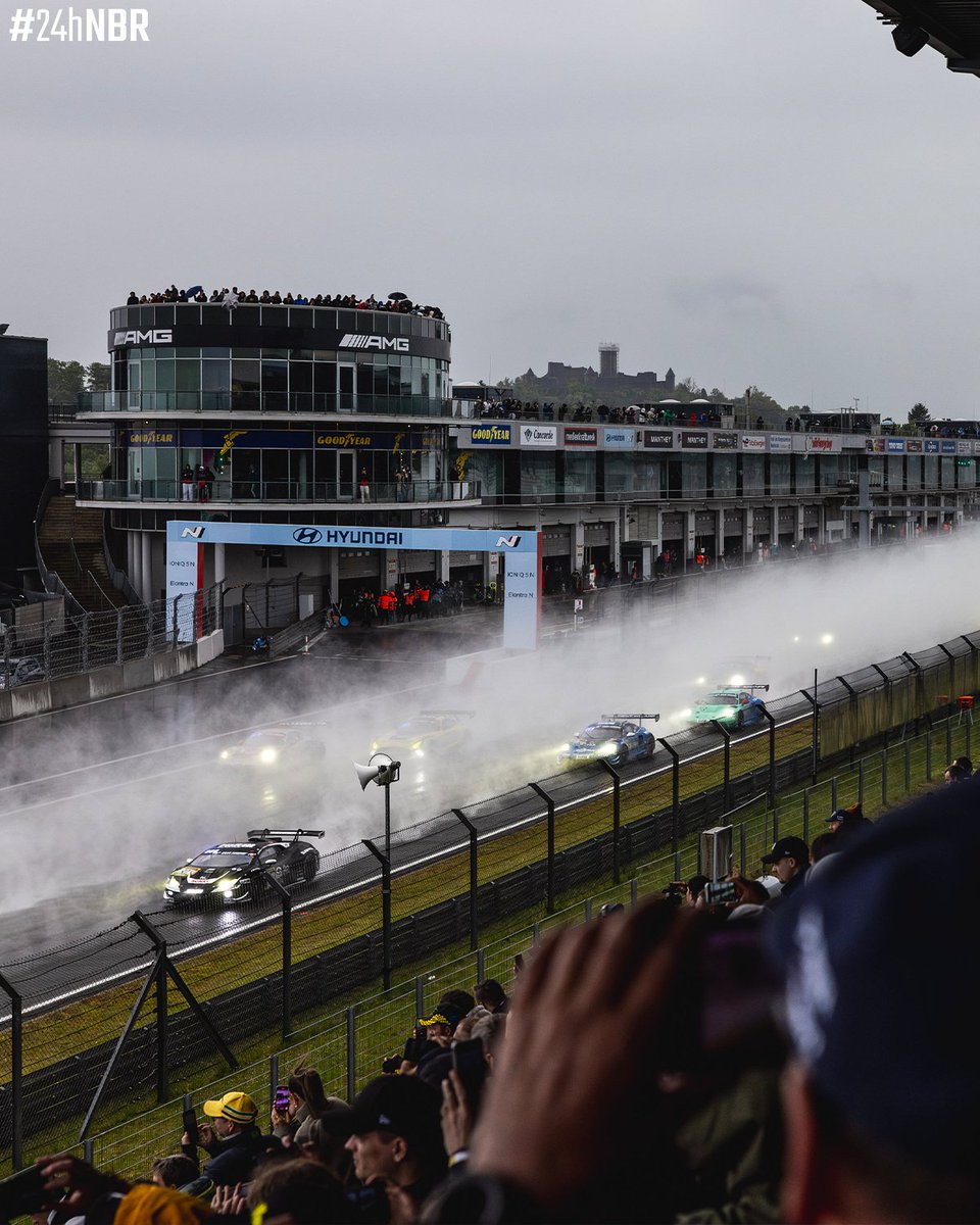 Intense first half of R1 💚 #24hNBR #24hNBR2025
.
.
#nring #24hnurburgring #nürburgring #nordschleife #grünehölle
