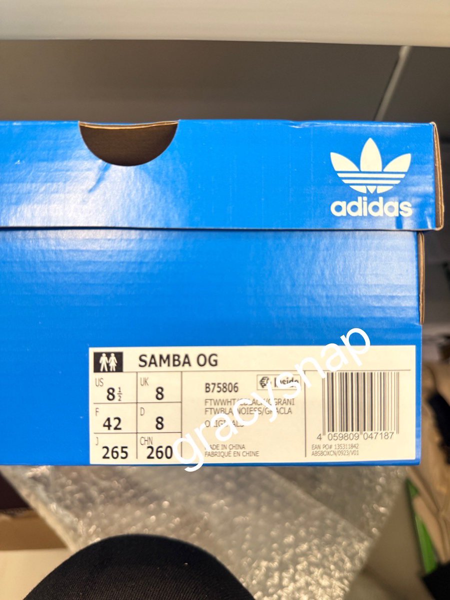 gracysnap's tweet photo. 🧺 ส่งต่อ adidas samba og cloud white core black 
ของแท้ ซื้อจาก sasom แค่ลองค่ะ น้องใหญ่เกินไป 🥹
size: 8.5 us / 8 uk / 42
🛒 price: 2,200.- ส่งฟรีค่ะ ✨

กดผ่าน shopee ได้นะคะ ถูกกว่า🛍️
https://t.co/8NnGEl6siH

#ส่งต่อsamba #ส่งต่อadidassamba #ส่งต่อadidasของเเท้ #adidassambaog https://t.co/cDDrziK5vn