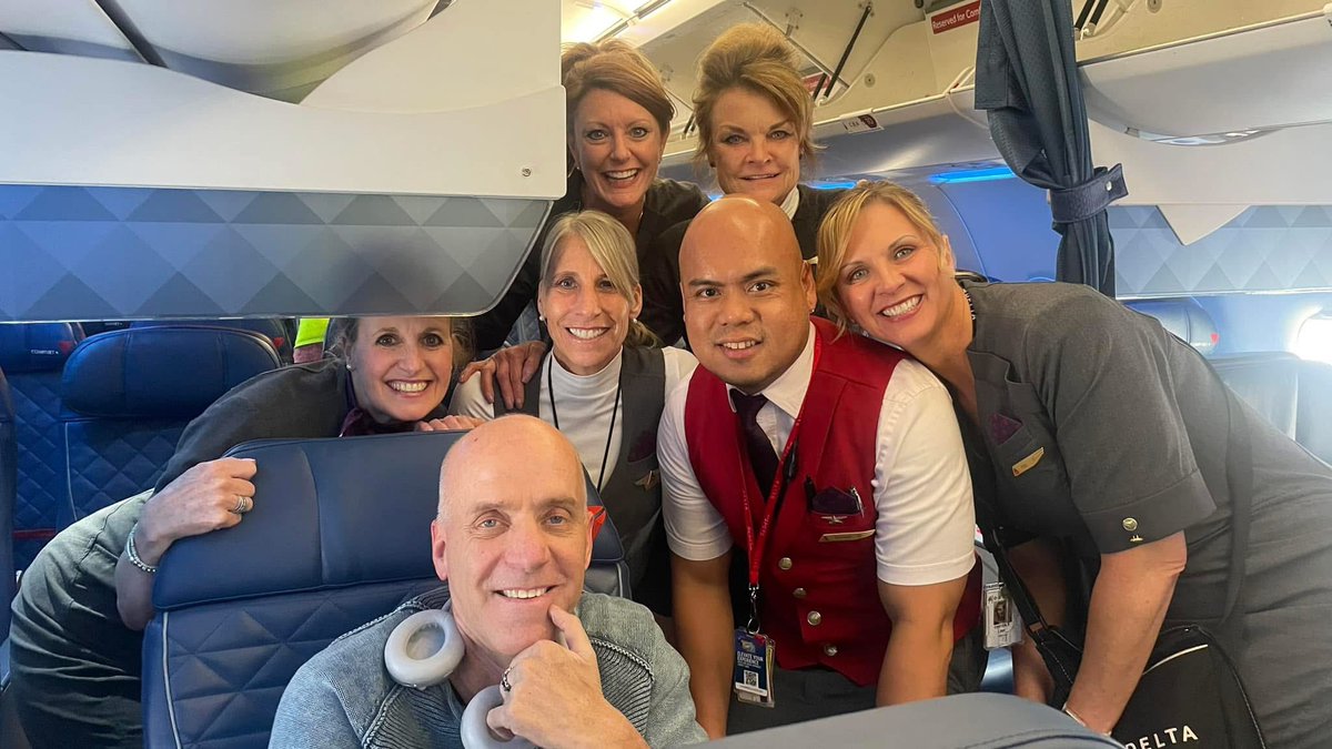 chadlhymas's tweet photo. Flying solo as a quadriplegic isnโt easyโbut with Delta, itโs possible โ๏ธ
This 737 crew went above and beyond to help me feel independent, valued, and empowered. Theyโre more than crewโtheyโre part of my journey. Grateful for each of them โค๏ธ
#Delta #KeepClimbing #DeltaCrew #FlyingSolo #AccessibleTravel #737Crew #Gratitude #LifeAt30kFeet #ChadHymas #DeltaFamily #TravelWithPurpose #SkyTeam