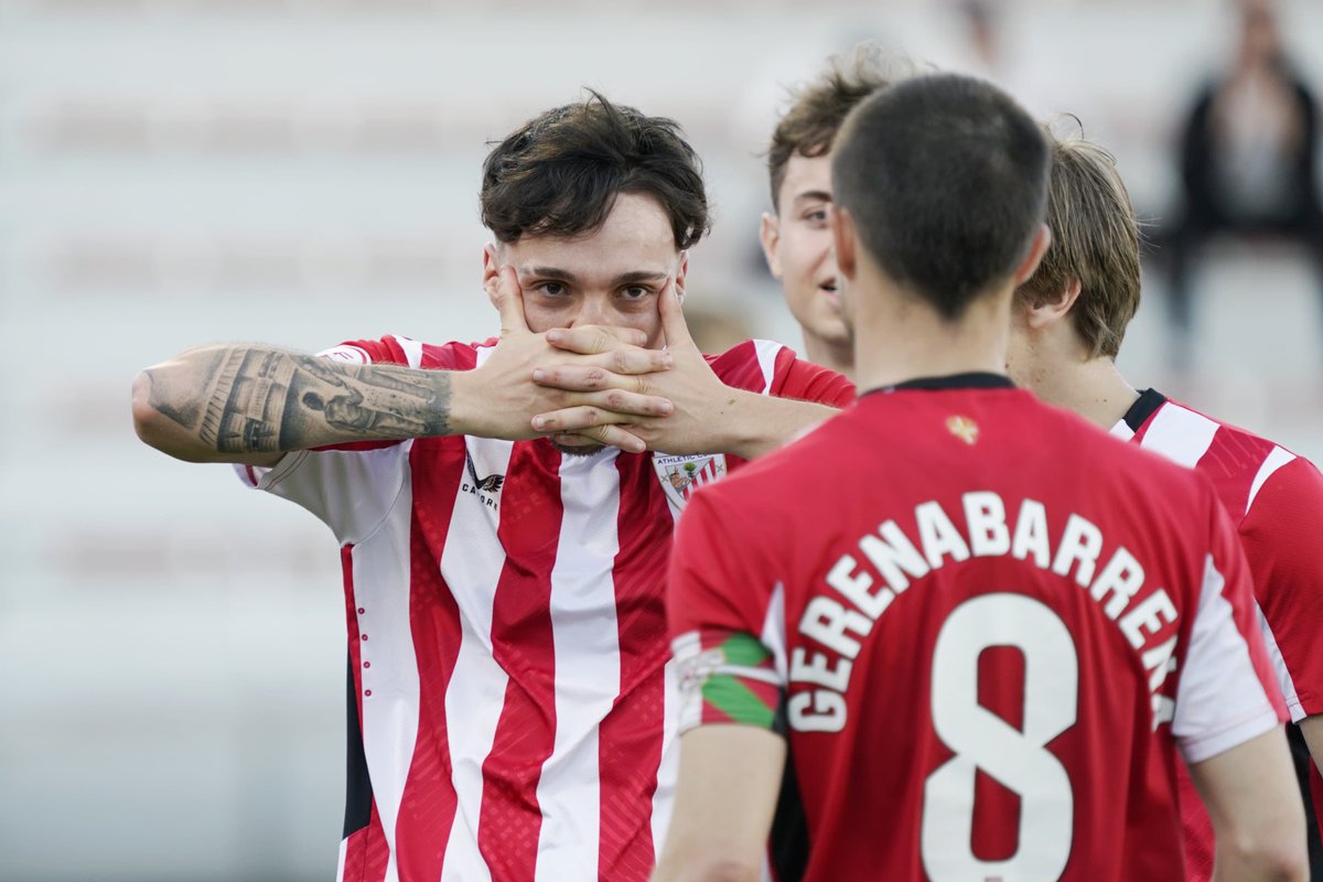 💥 Sekulako gola.

Ibai Sanzek lehoikumeak aurreratu ditu boleaz!

1-0 I #BilbaoAthleticRealUnion #AthleticLezama 🦁