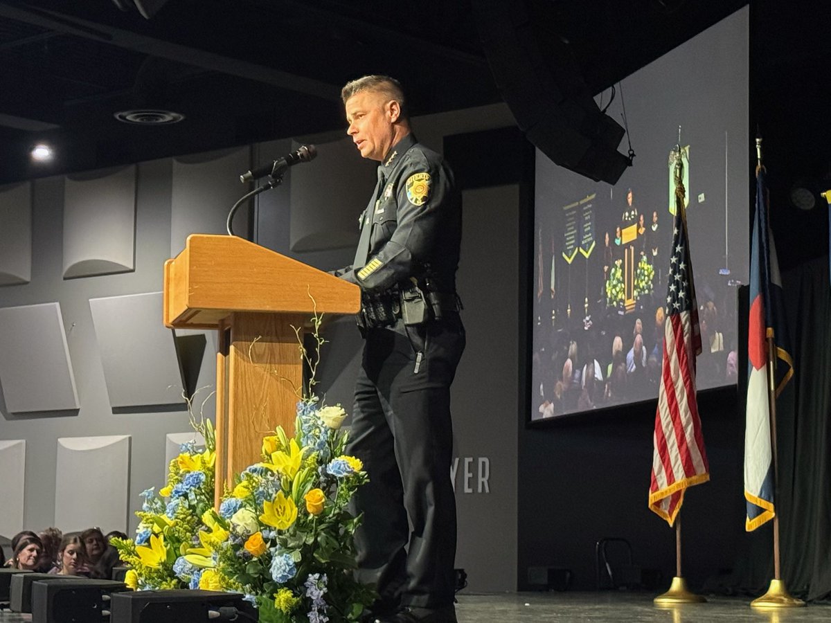 Sheriff Darren Weekly (@sheriffweekly) on Twitter photo Honored to give the commencement address for Douglas County <a href="/AscentClassical/">Ascent Classical Academies</a>. These graduates are smart, driven, and ready to lead! Congratulations, Class of 2025! #Leadership #ClassicalEducation #2025Grads Honored to give the commencement address for Douglas County <a href="/AscentClassical/">Ascent Classical Academies</a>. These graduates are smart, driven, and ready to lead! Congratulations, Class of 2025! #Leadership #ClassicalEducation #2025Grads