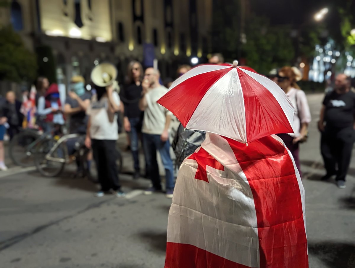 Demonstrators gather at the parliament again as non-stop #GeorgiaProtests reach Day 178. Multiple protest events planned on Monday, Georgian Independence Day.
📷 Nini Gabritchidze/Civil.ge