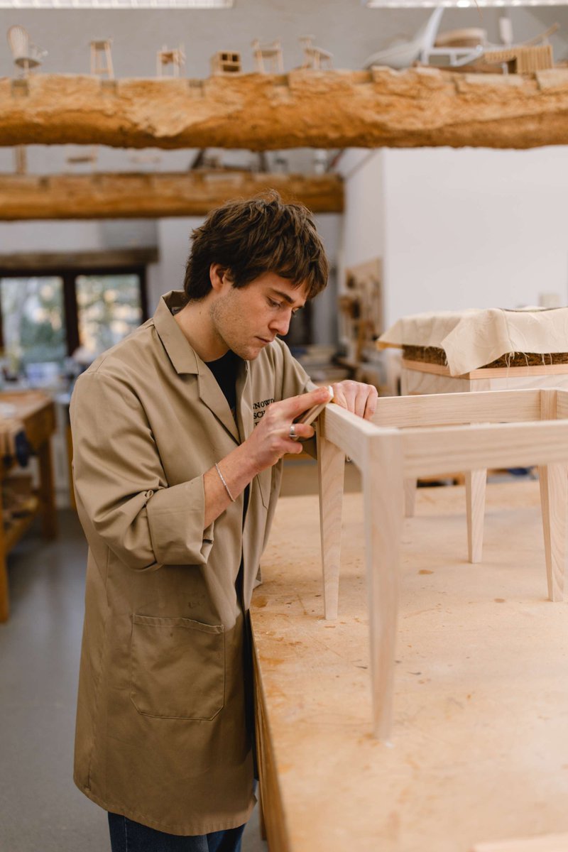 Applications are open for CREATE - Rethinking Wood for Furniture 🪑

Our furniture-making programme, which takes place at <a href="/HighgroveGarden/">Highgrove Gardens</a>, gives students an understanding of the process from woodland management to design and production. 

Learn more ➡️ kings-foundation.org/study/create-r…