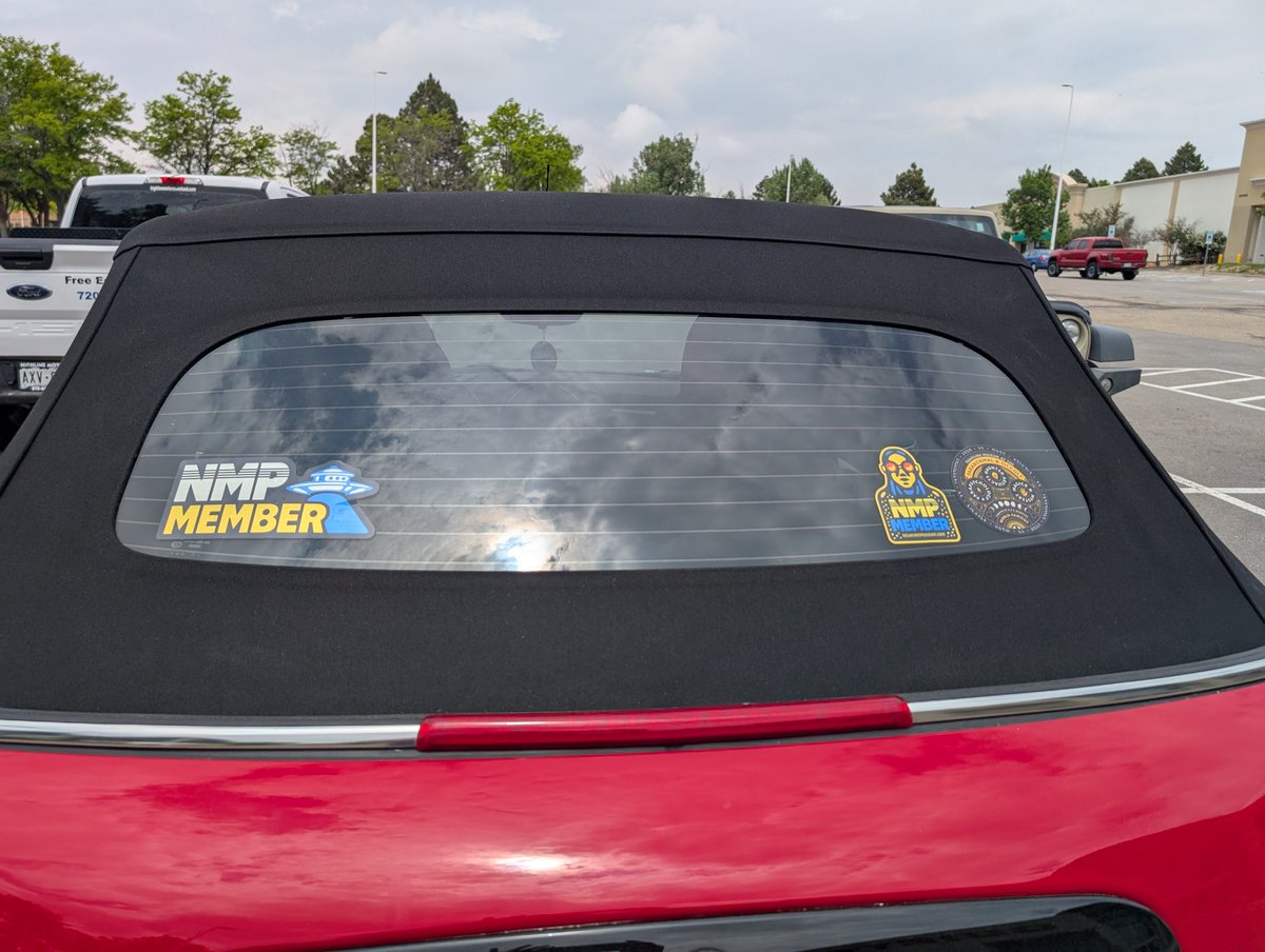 .@weird_dana and <a href="/nuekerk/">Greg Newkirk</a> show up on the coolest cars... 😂😂😂