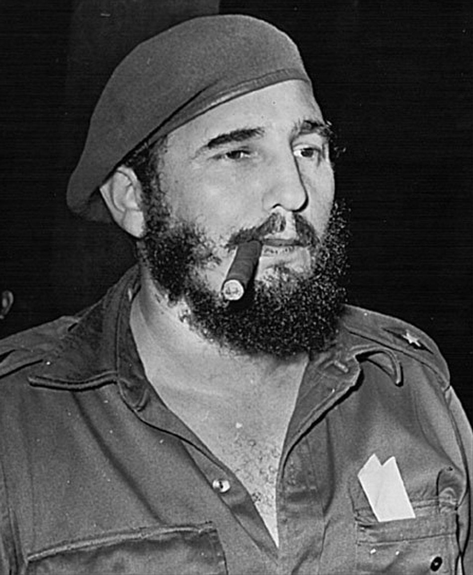 ✍️ Ce que pensait l'éminent sociologue français Raymond Aron de Cuba et de Fidel Castro

📚 Dans le Spectateur engagé, Raymond Aron dénonce les intellectuels occidentaux de gauche qui fermaient les yeux sur la répression à Cuba sous prétexte d'anticolonialisme : « Castro ne m’a