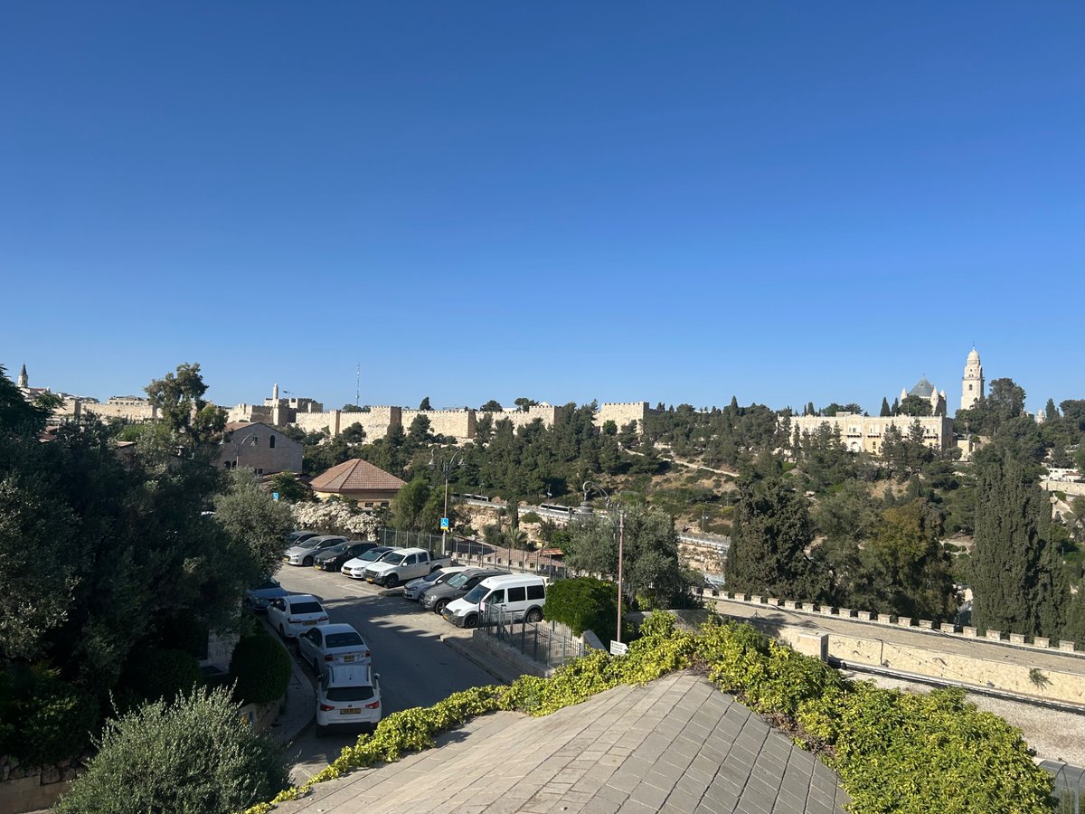 The Neidig Lab (@theneidiglab) on Twitter photo Had a wonderful set of visits to <a href="/WISChemistry/">Weizmann Chemistry</a> <a href="/HebrewU/">Hebrew University</a> <a href="/TechnionLive/">Technion Israel</a> this past week. So much exciting chemistry going on ! Thanks to <a href="/SamerGnaim/">Gnaim Lab</a> <a href="/NairoukhGroup/">Nairoukh Group</a> <a href="/deRuiterLabs/">Graham de Ruiter</a> for hosting…and a huge honour to give the Ginsburg Lecture at the Technion. Had a wonderful set of visits to <a href="/WISChemistry/">Weizmann Chemistry</a> <a href="/HebrewU/">Hebrew University</a> <a href="/TechnionLive/">Technion Israel</a> this past week. So much exciting chemistry going on ! Thanks to <a href="/SamerGnaim/">Gnaim Lab</a> <a href="/NairoukhGroup/">Nairoukh Group</a> <a href="/deRuiterLabs/">Graham de Ruiter</a> for hosting…and a huge honour to give the Ginsburg Lecture at the Technion.