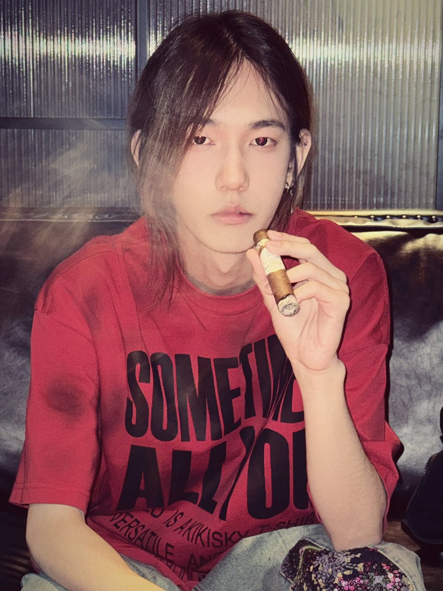 三三 (@aumileude) on Twitter photo 