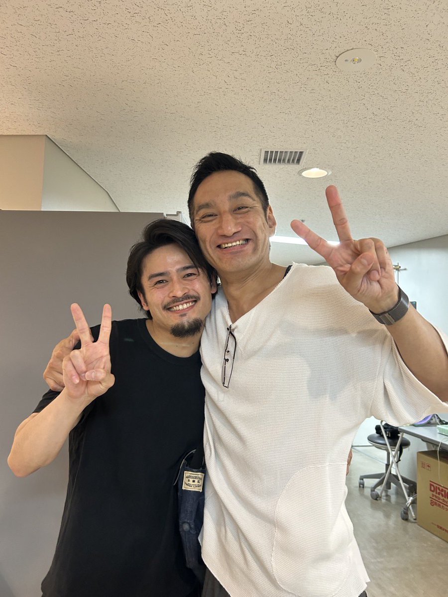 Tani3rd's tweet image. 彩の国さいたま芸術劇場、新シェイクスピアシリーズ　マクベス
シンプルで、綺麗で、でもグチャグチャで、最高のエンターテイメント、凄いもん観た
竜兵ありがとうね
明日まで埼玉楽しんで❣️
#マクベスSSS2