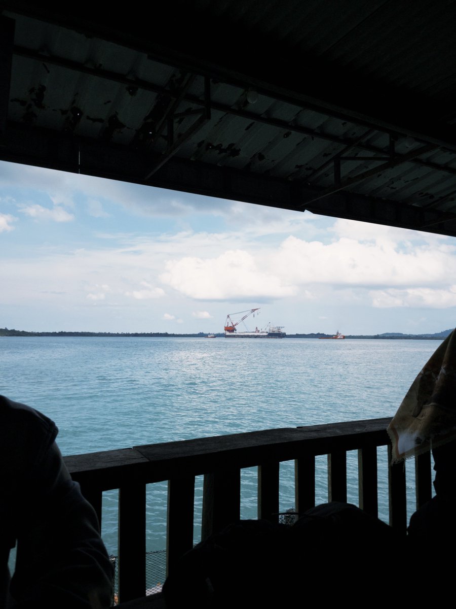 draftme_____'s tweet image. matching outfit yang tida disengaja