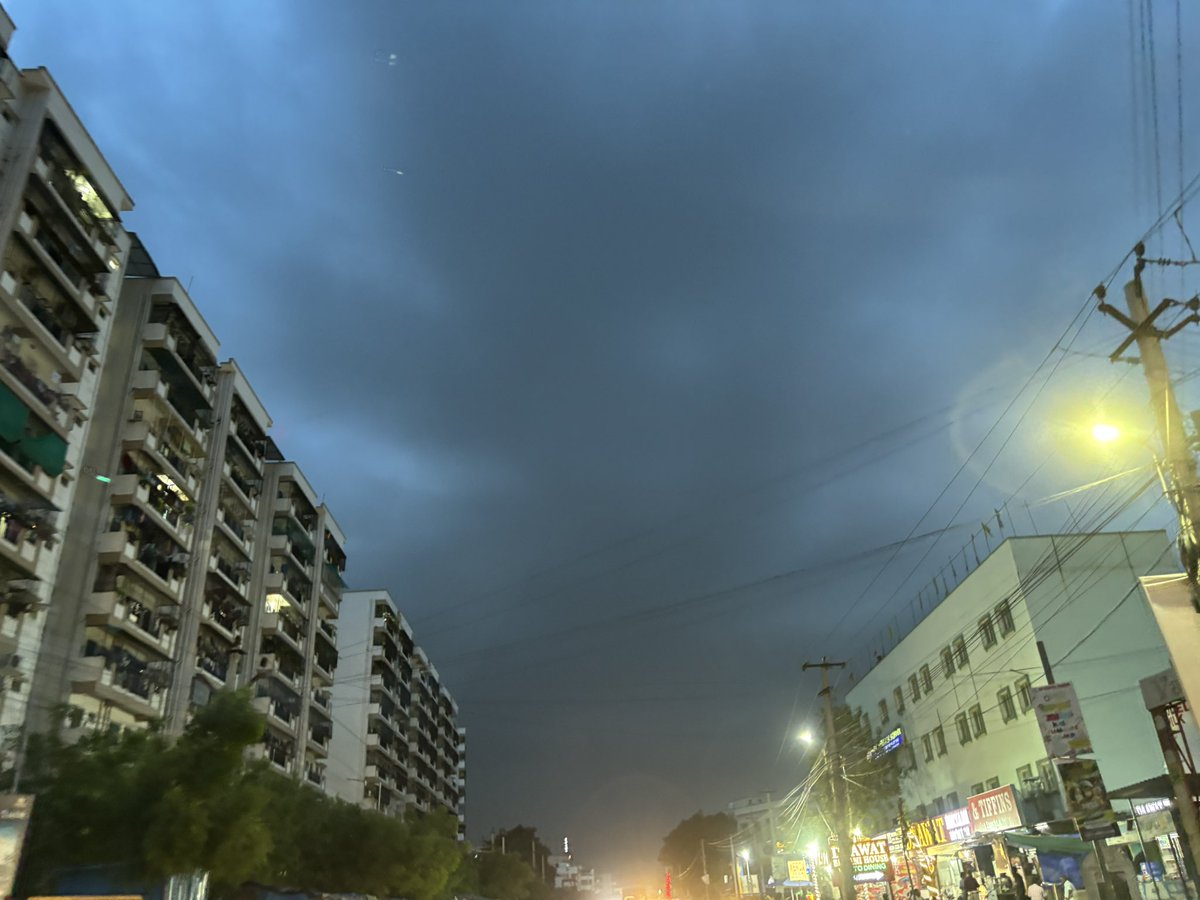 vvlsravikumar (@vvlsravikumar) on Twitter photo Looks like another massive spell
<a href="/balaji25_t/">Telangana Weatherman</a> <a href="/TOIHyderabad/">TOI Hyderabad</a> <a href="/HiHyderabad/">Hi Hyderabad</a> <a href="/TV9Telugu/">TV9 Telugu</a>
#hyderabadrain #mansoon #WeatherForecast Looks like another massive spell
<a href="/balaji25_t/">Telangana Weatherman</a> <a href="/TOIHyderabad/">TOI Hyderabad</a> <a href="/HiHyderabad/">Hi Hyderabad</a> <a href="/TV9Telugu/">TV9 Telugu</a>
#hyderabadrain #mansoon #WeatherForecast