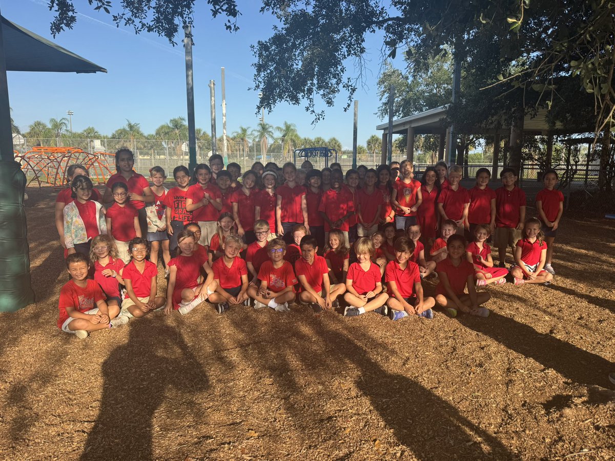 Lisa Jean Newbrough tweet media