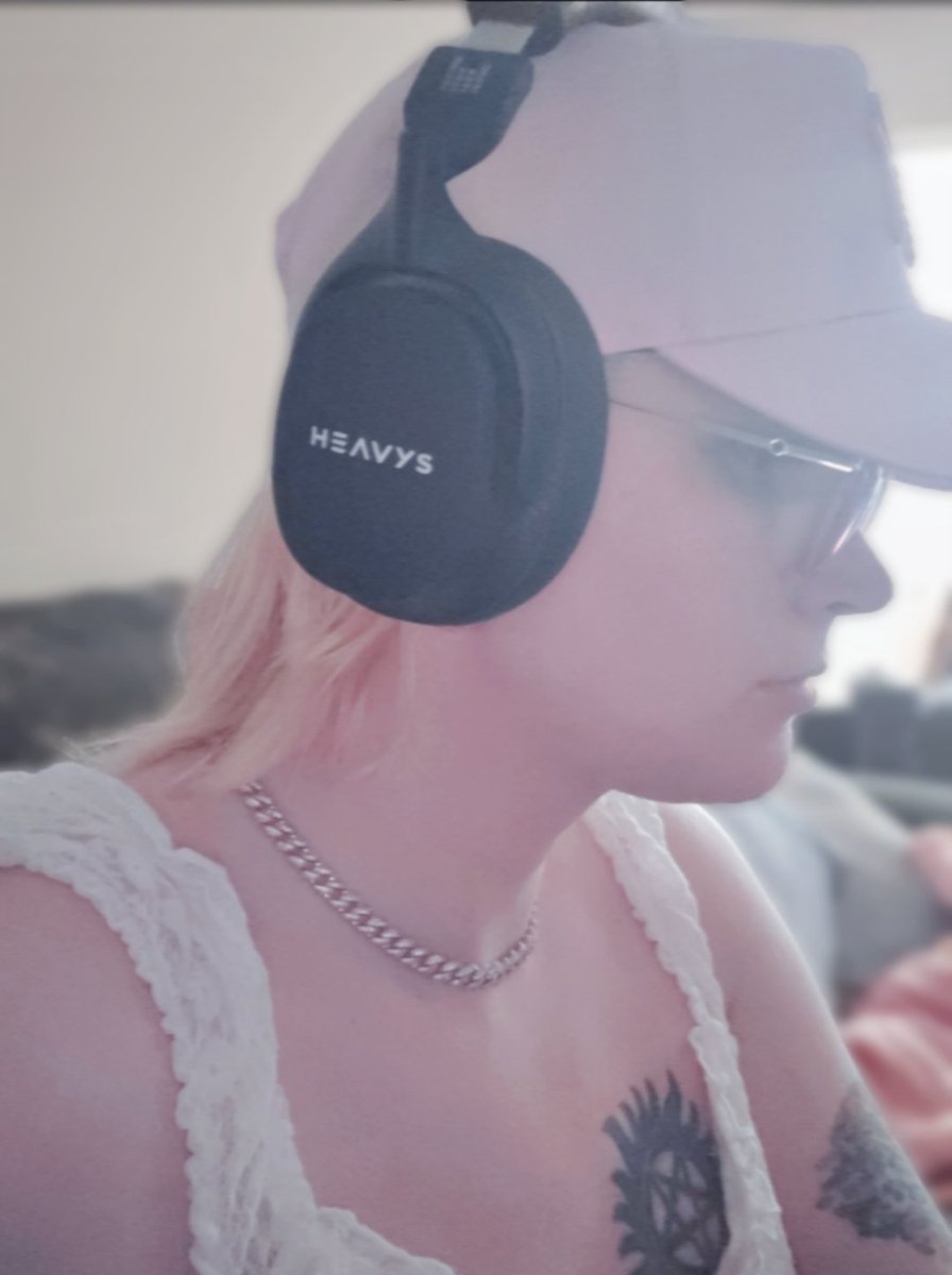 Backed these on Kickstarter years ago and I continue to be spoiled by these headphones. They've caused my sound expectations to become lofty and unmatchable by other commercial brands 🎧 <a href="/heavysaudio/">HEAVYS</a> #heavysaudio