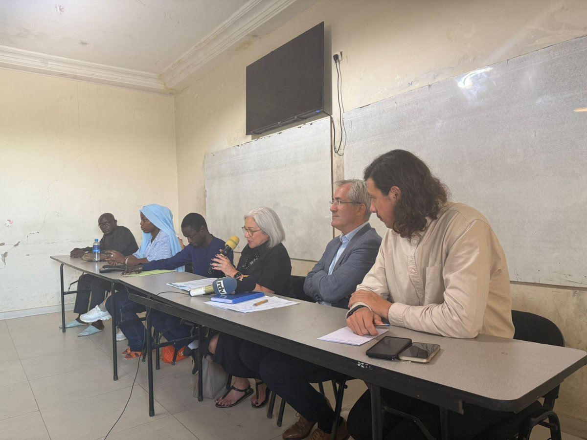 La Représentante spéciale adjointe Barrie Freeman a participé, aujourd’hui à Mbour 🇸🇳, au lancement du projet «Renforcement des capacités techniques des jeunes en protection de l’environnement dans la Petite Côte » par One Billion Trees.