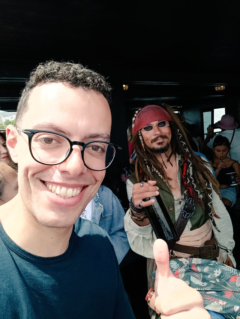 Joni Vi tweet media
