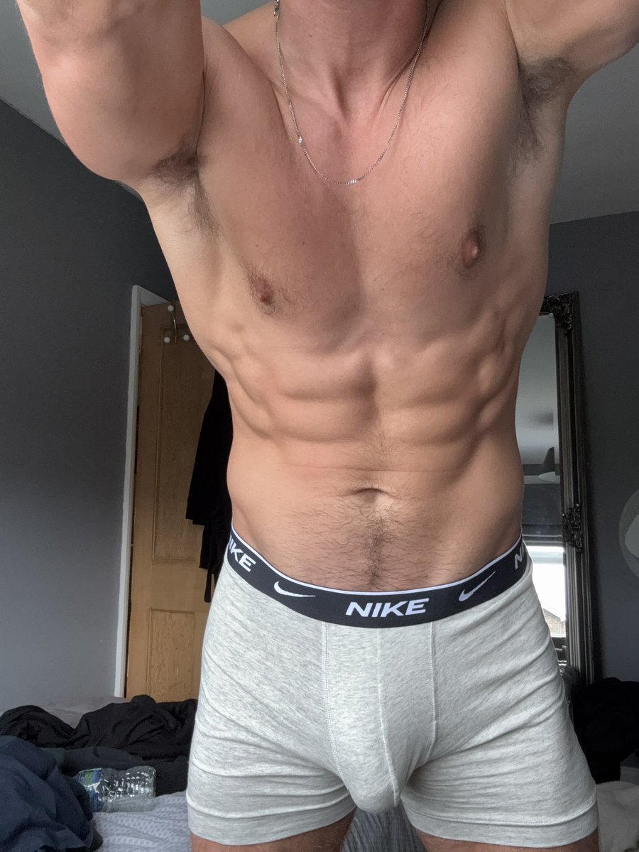 Alpha Olly (@ollyalpha) on Twitter photo Making loads of you goon over this view whilst I take your cash. Making loads of you goon over this view whilst I take your cash.