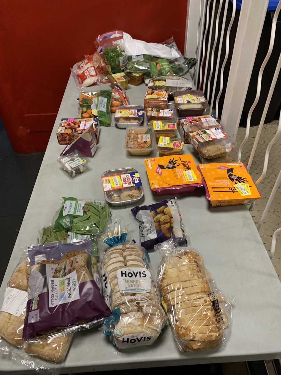 Two busy days at our City centre Breakfast project with 88 Friday &amp; 108 guests today. Lots of clothes &amp; showers and we had our barber with us today with 15 having their haircut. Superb work from our volunteers looking after everyone #Manchester 🐝