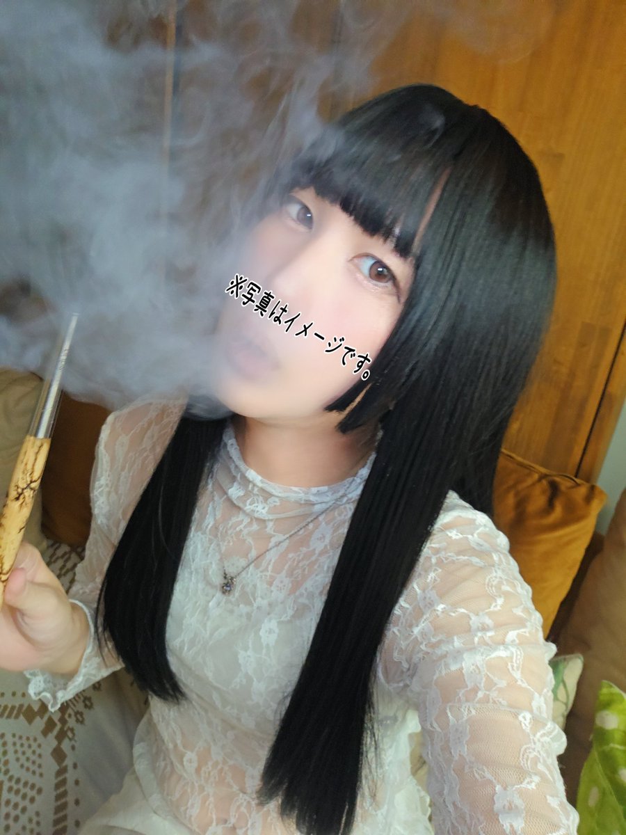 neku000's tweet photo. この前お友達とシーシャいってきたけど楽しすぎた。 https://t.co/jOtqgBS2Si