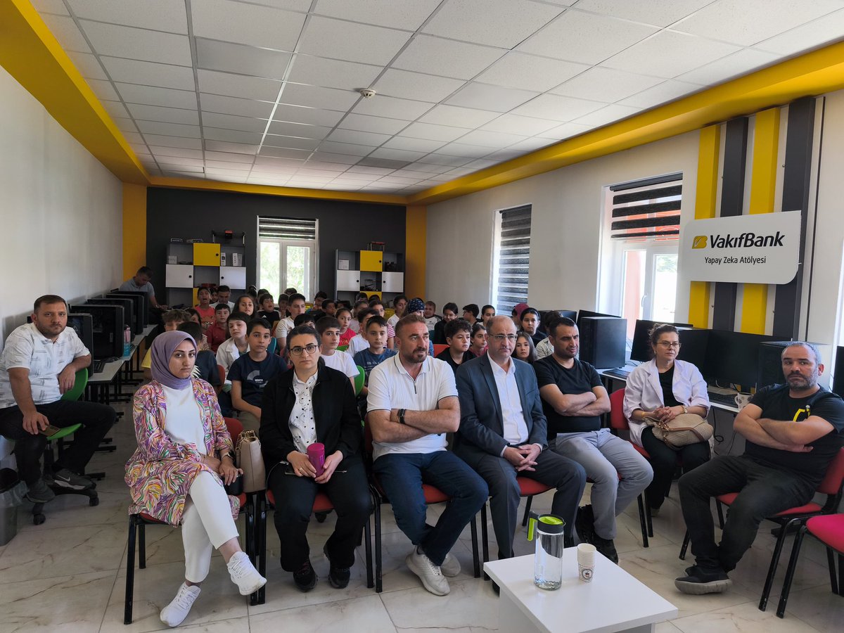 TÜBİTAK Bilim Söyleşileri kapsamında kurumumuzda Fırat Üniversitesi Mühendislik Fakültesi Dekanı Sayın Prof. Dr. Ebru Akpınar’ı ağırladık. 

<a href="/tcmeb/">Millî Eğitim Bakanlığı</a>
@ozelegitimverehberlik
@elazig_mem
<a href="/ebruakpinar23/">Prof. Dr. Ebru Kavak Akpınar</a>