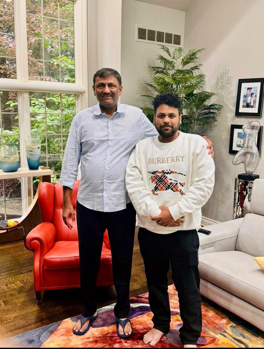 raahul (@mynameisraahul) on Twitter photo I had the absolute pleasure of meeting the ever-inspiring producer, Mr. Naveen Yerneni of <a href="/MythriOfficial/">Mythri Movie Makers</a>, at his residence in Detroit, USA.
Firstly, I would like to extend my heartfelt congratulations to him on the blockbuster success of #GoodBadUgly, This is just another proof I had the absolute pleasure of meeting the ever-inspiring producer, Mr. Naveen Yerneni of <a href="/MythriOfficial/">Mythri Movie Makers</a>, at his residence in Detroit, USA.
Firstly, I would like to extend my heartfelt congratulations to him on the blockbuster success of #GoodBadUgly, This is just another proof