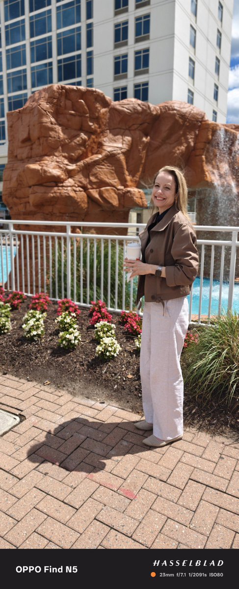 Enjoying our time at Virginia Beach. #oppofindn5