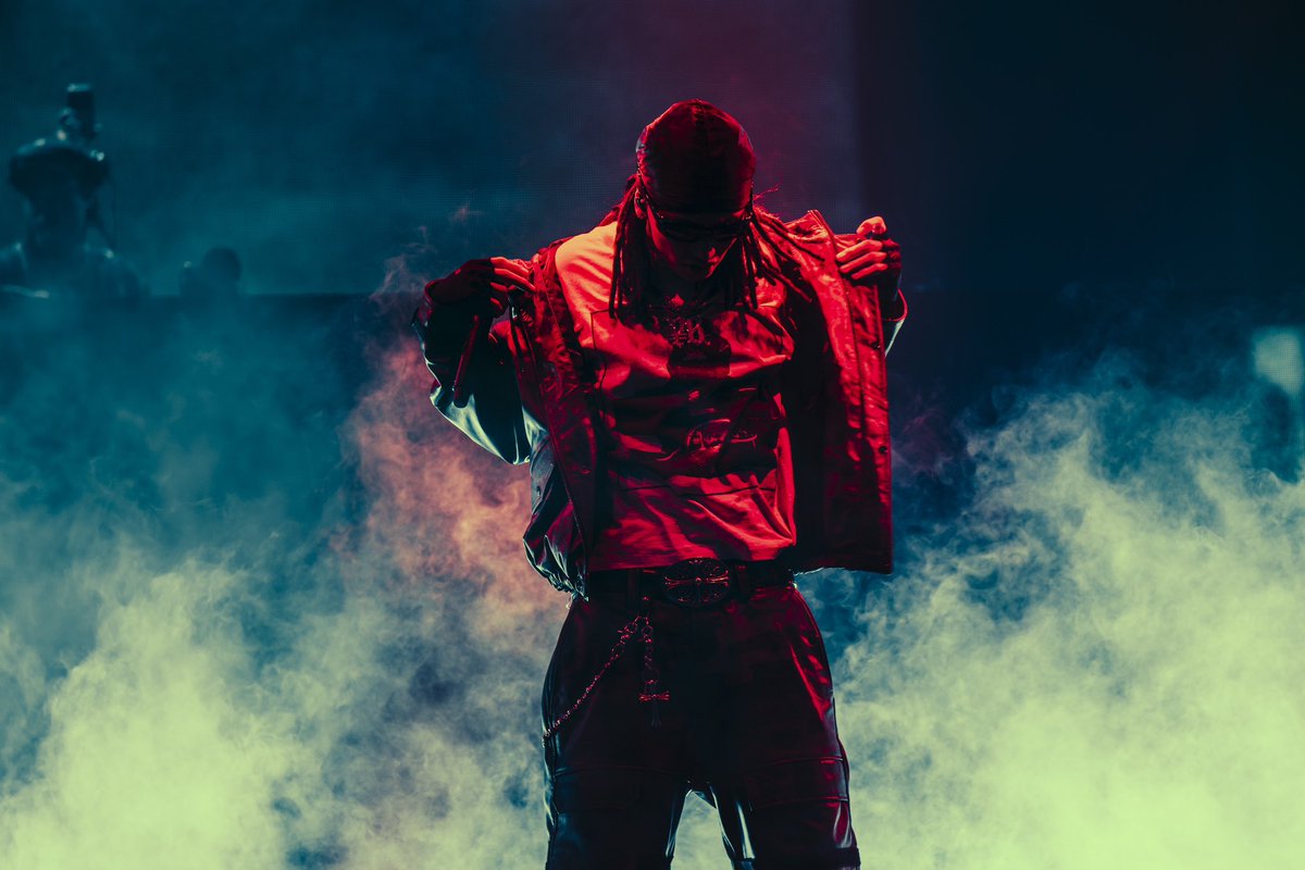 POP YOURS tweet media