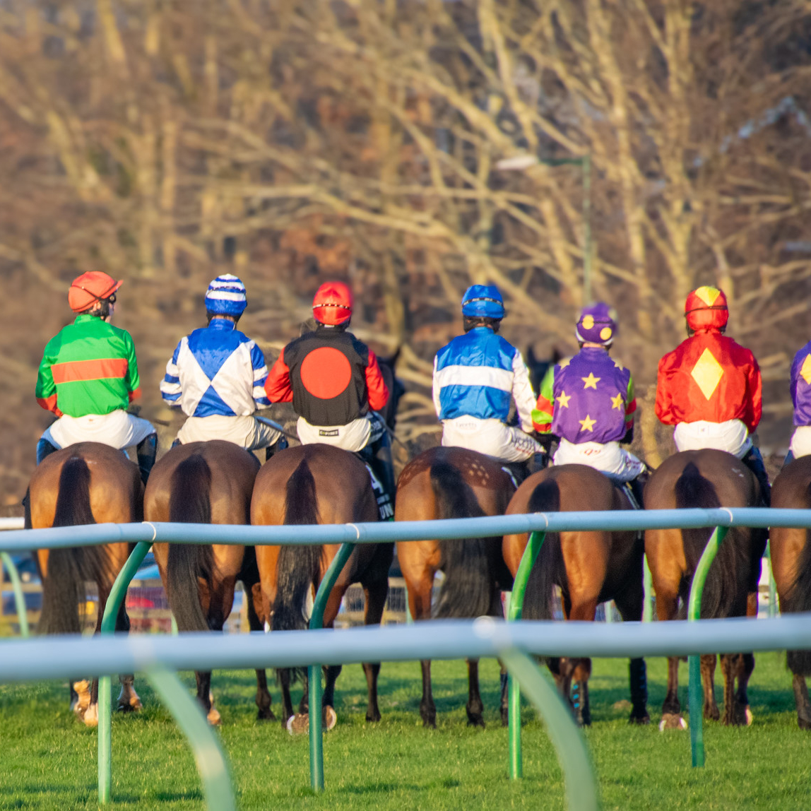 Don't miss our last race night of the season on Wednesday 4th June!

It’s the perfect way to unwind after work – an evening of great company, thrilling races, and summer vibes. The first race isn’t until 6 so swing by and join in the fun.

thejockeyclub.co.uk/warwick/events…