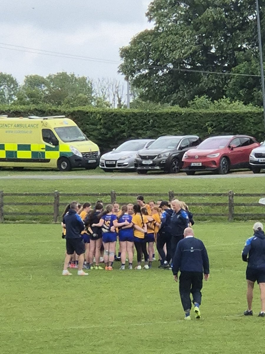 Clare LGFA (@clarelgfa) on Twitter photo **Half-Time**
An Clár 0.9
Gallaimh 2.08
Thrilling game to watch here in Moate 🟡🔵
<a href="/BrennanEoin/">Eoin Brennan</a> <a href="/LadiesFootball/">Ladies Football</a> **Half-Time**
An Clár 0.9
Gallaimh 2.08
Thrilling game to watch here in Moate 🟡🔵
<a href="/BrennanEoin/">Eoin Brennan</a> <a href="/LadiesFootball/">Ladies Football</a>