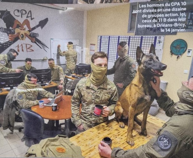 Photo extraite du Reportage sur le CPA10 dans Paris Match : est-ce que vous trouvez où se trouve Soutien Commando ?