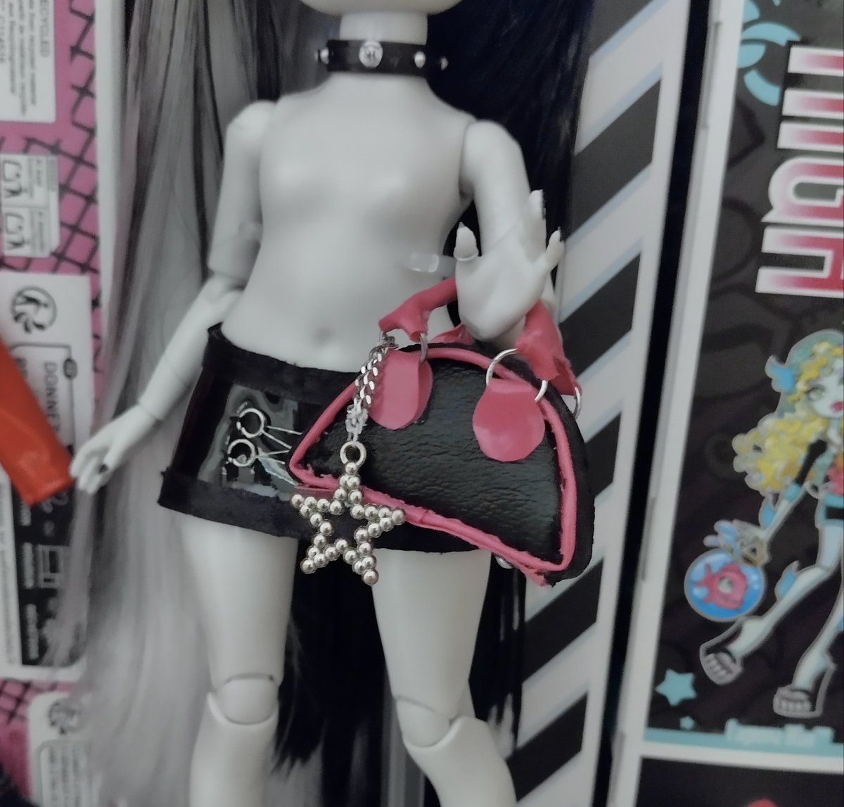 heather stole catty’s purse 👛