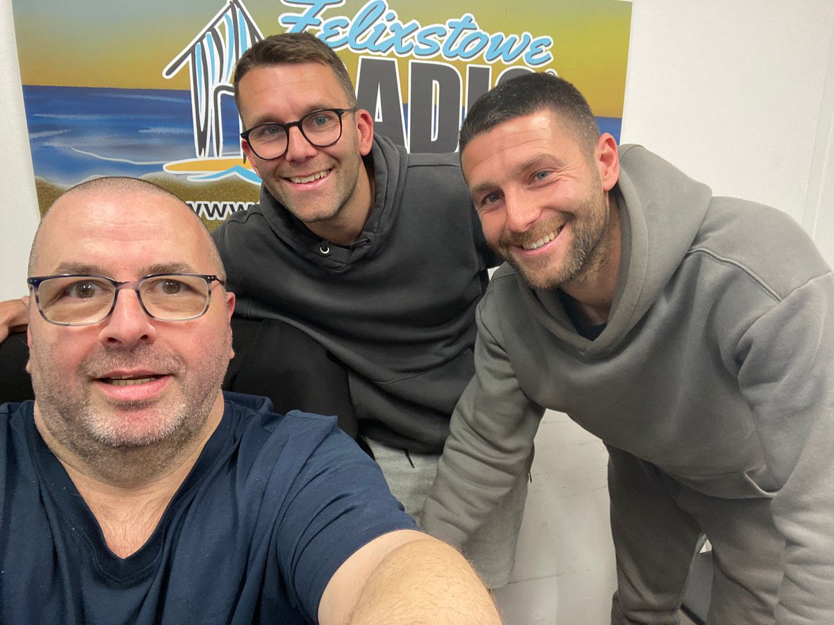Here's today's show with Stuart and Jack Ainsley 

The Show: versomedia.me/the-saturday-s…

Scroll down to the shows. Click on Show 19 - Play direct from the website or click on the GEARS icon to download to your device 

The Playlist: e.pcloud.link/publink/show?c…