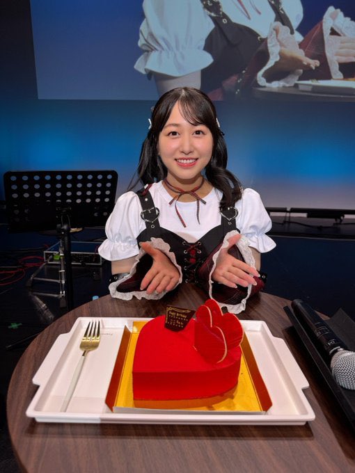 今日誰が休んでいますか(笑