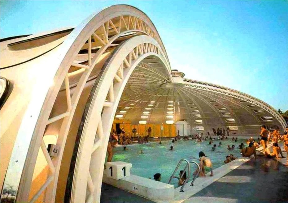 luusssso's tweet photo. Amazing vintage photographs of 20th century architecture in France https://t.co/mmtoUoXesr