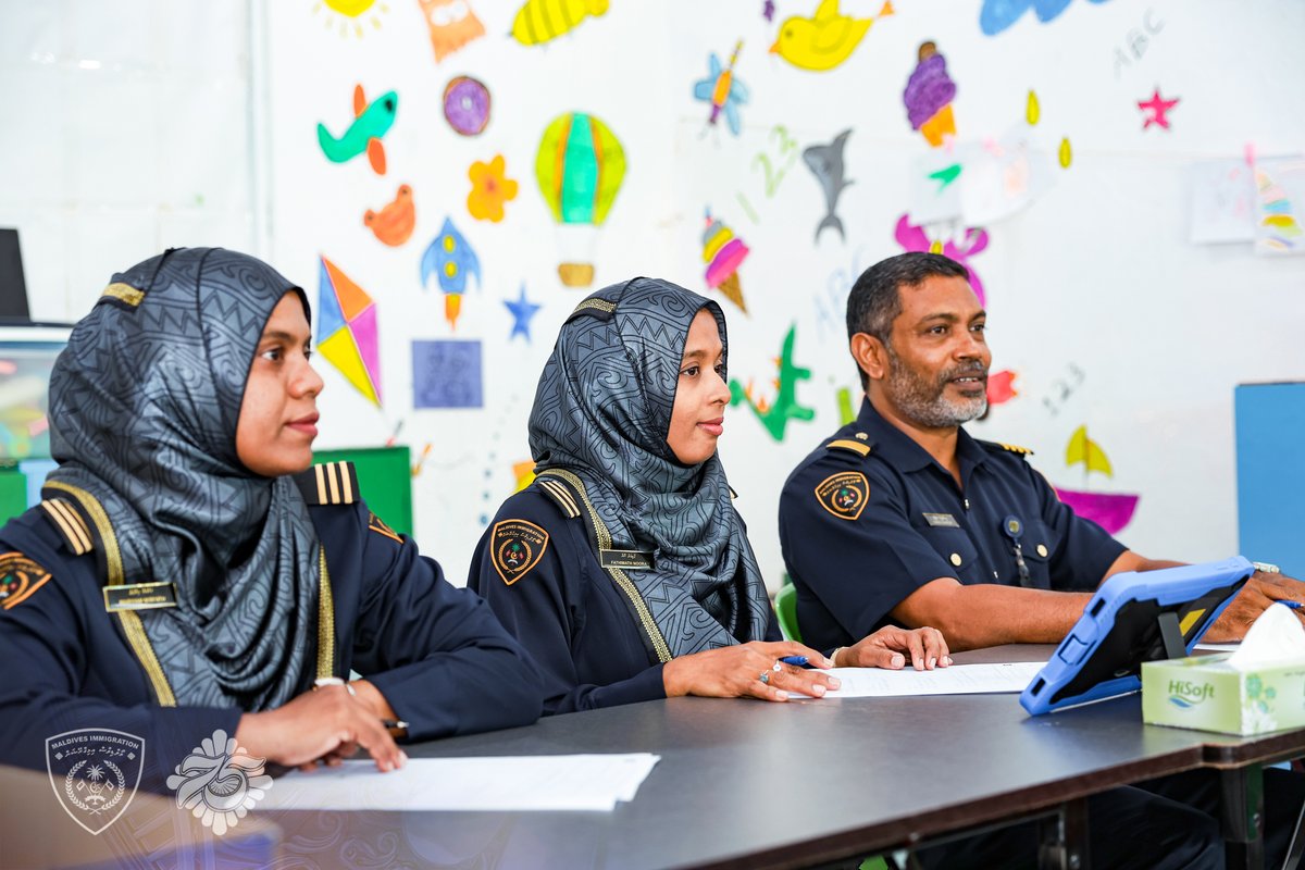 Maldives Immigration (@immigrationmv) on Twitter photo Highlights from today's walk-in interview to select 50 Immigration Officer Trainees: There was an overwhelming response from the public, with a large number of applicants showing interest in joining the organization. Deputy Controller <a href="/Ashfan20/">Ahmed Ashfan 🇵🇸🇵🇸</a> also visited to observe the Highlights from today's walk-in interview to select 50 Immigration Officer Trainees: There was an overwhelming response from the public, with a large number of applicants showing interest in joining the organization. Deputy Controller <a href="/Ashfan20/">Ahmed Ashfan 🇵🇸🇵🇸</a> also visited to observe the